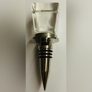 New R Glass and Metal Bottle Stopper 4 3/4" Long 1 1/4" Wide